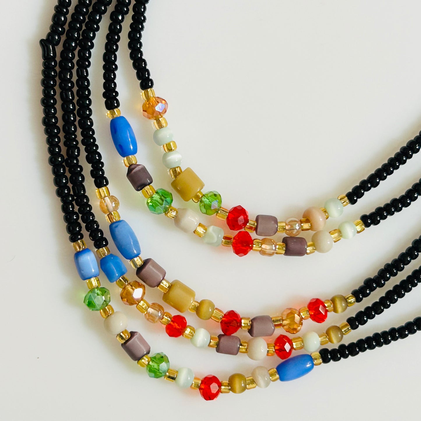 Essentials waist beads by Avionna Naturals, detail view 2